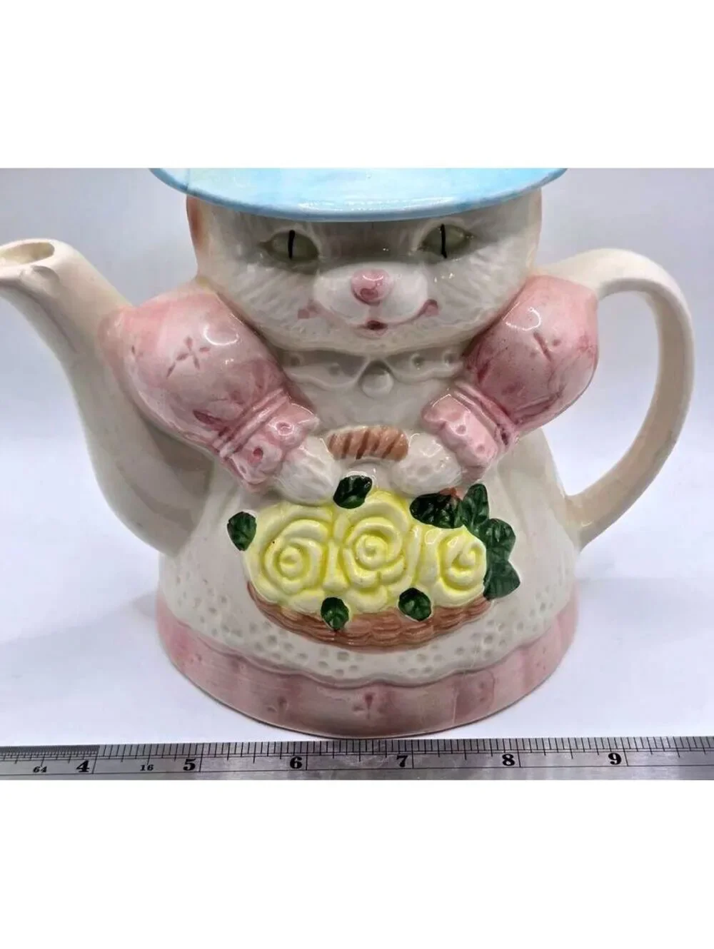 N/A charming vintage